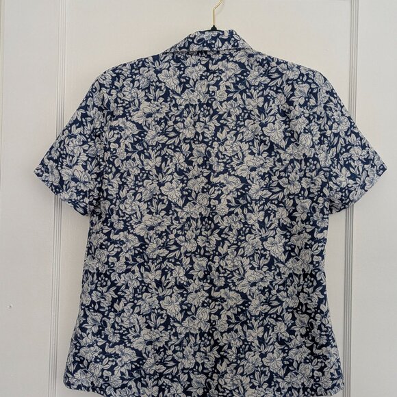 Vintage Blue Floral Button Down Tee - Picture 2 of 2